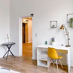 31-vezuvio - Deerrest * Jelenia Góra